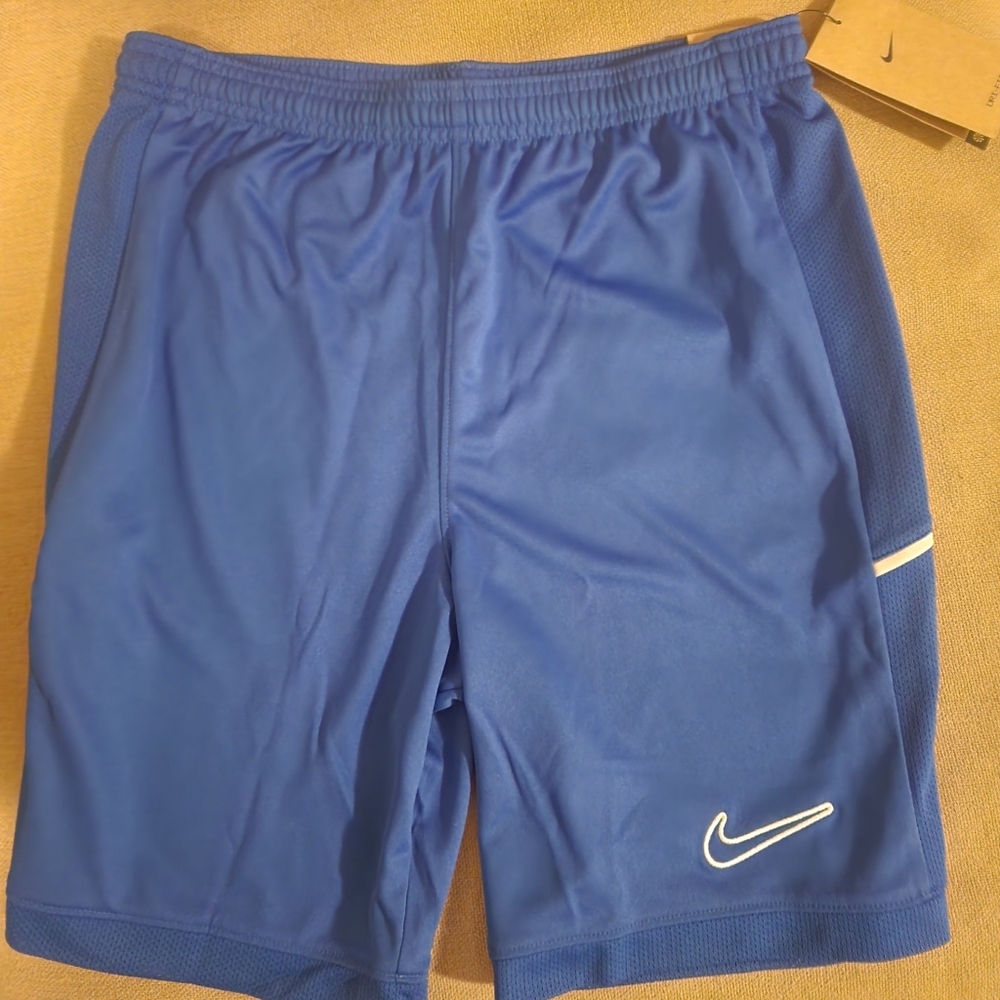 Boys Large Nile Shorts NWT
